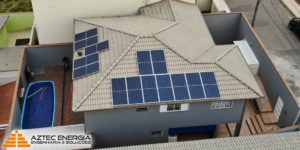 Sistema on-grid instalado em uma residência em Extrema-Minas Gerais.