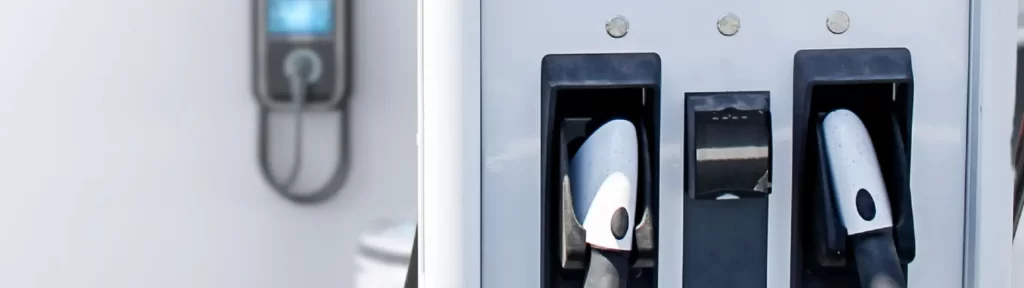 Estação de Recarga e Carregador Residencial - A diferença do tempo da recarga do carro elétrico.